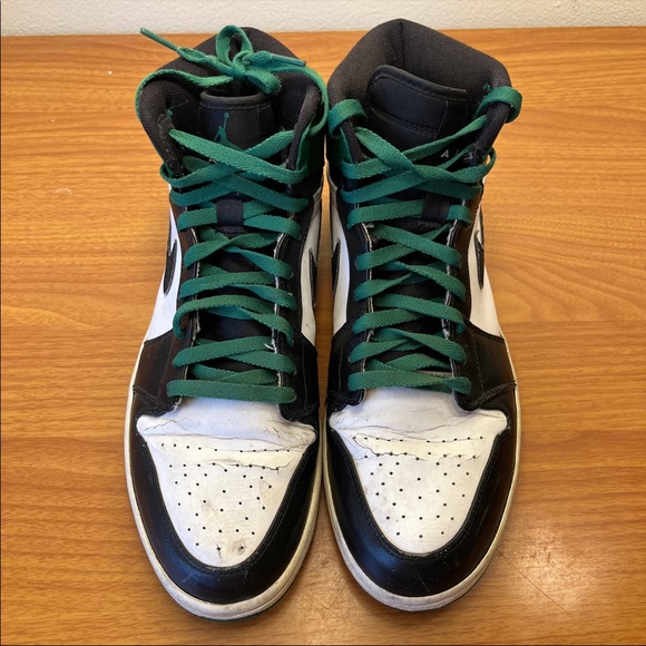 Jordan 1 Celtics - Picture 4 of 9